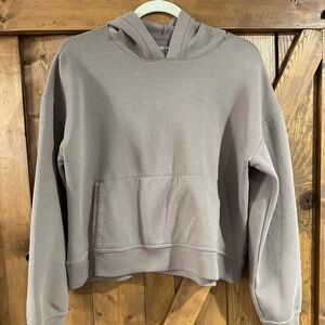 LG Cropped Sweatshirt